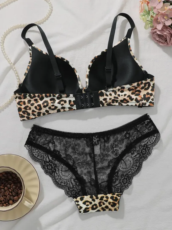 Sexy Leopard Lace Bra Set No Underwire Bra and Panty Set Women's Lingerie Set Soft Comfort Wireless Push Up Daily Wear