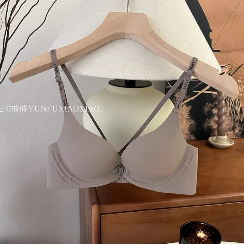 Front-Closure Backless Lingerie Set with Small-Bust Gathering Anti-Sagging Uplifting Comfortable And Wire-Free Bra Set.