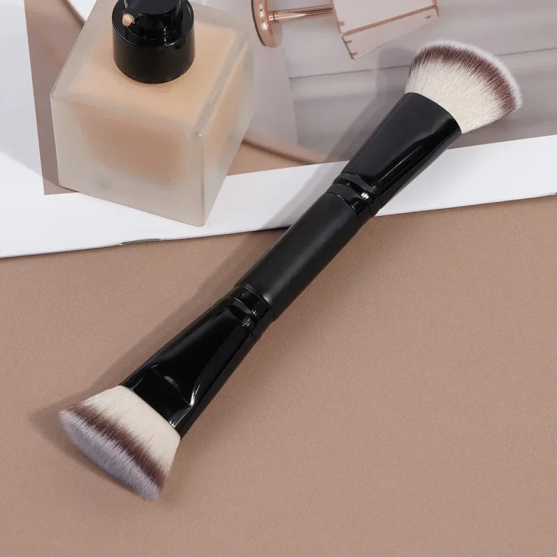 Double Head Makeup Brushes 2 In 1 Flat/Angled Foundation Concealer Contour Brush para sa Blending Loose Powder Liquid Cream