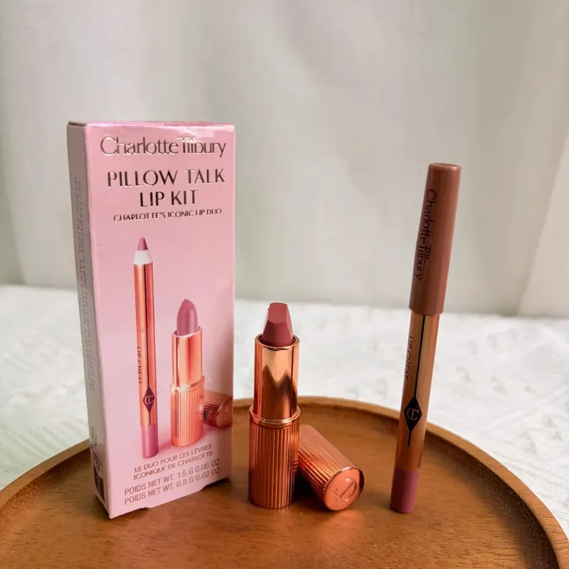 Charlotte Tilbury Lip Liner Is Smooth With Strong Coverage&The Highlighter Contour Palette Brightens And Shapes Your Features — image 13