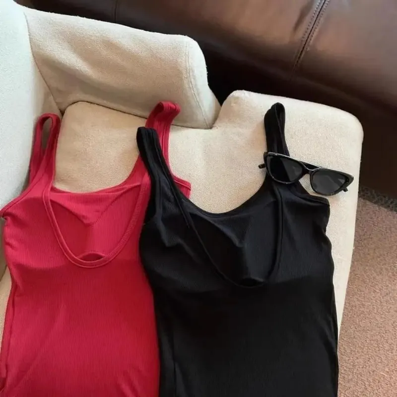 Fashion Solid Color Bodycon Top Sleeveless with Chest Pad Camisole Clubwear Backless Tank Top for Women — image 5