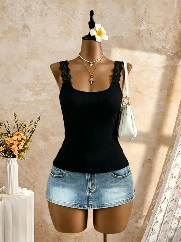 2 Pcs Women Lace Trim Spaghetti Strap Tank Top Ribbed Knit Square Neck Slim Fit Solid White Black Casual Cami Vest — image 4