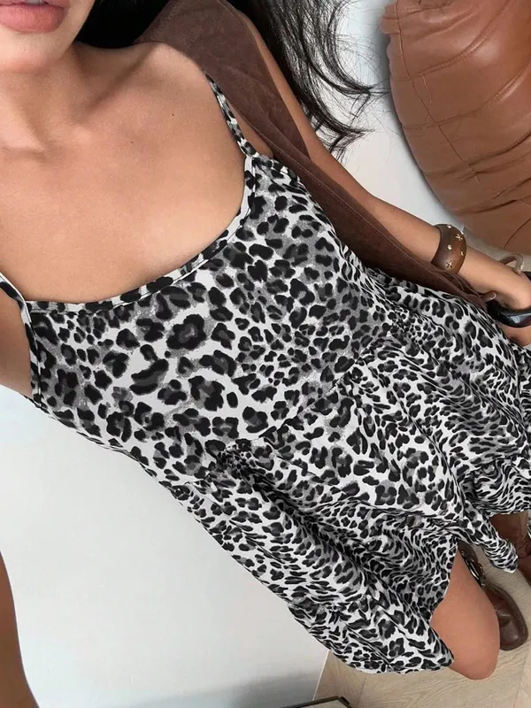 Ladies Leopard Print Halter Dress with Adjustable Straps Vintage Sexy Style Padded Gauze Skirt Fashionable And Versatile — image 4