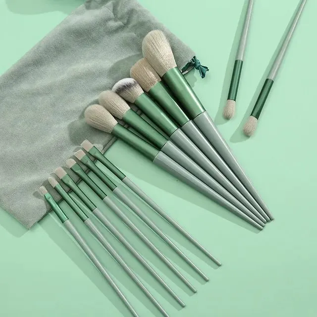 13Pcs Soft Beauty Makeup Brushes Set Foundation Eyeshadow Blush Cosmetic Tools with Storage Bag for Women — image 7