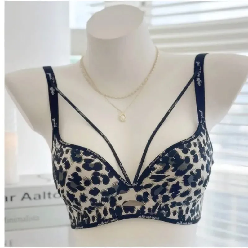 Chic Leopard Print Patchless Seamless Lingerie No Steel Ring Soft Thin Comfort Gather Small Breast Perfect Breast Shape S-XL set — image 5