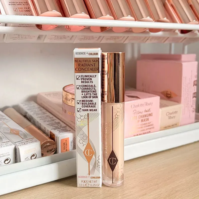 Charlotte Highlighter Foundation Texture continua del trucco Correttore idratante Fissante Spray Essenza Tilbury Cosmetic
