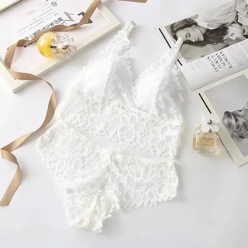 สไตล์ฝรั่งเศสลูกไม้ชุดชั้นในไร้สาย Bra กางเกงเซ็กซี่ Breathable ถ้วยบางชุดชั้นในสบายรวบรวม Intimate Wear — image 12