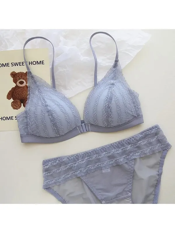 Push Up Bra for Small Breasts - Front Close Lace Bralette Wireless Demi Triangle Cup Sexy Underwear Thin Demi Cup Small Chest — image 1