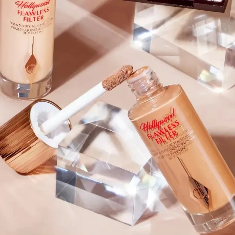 Charlotte Tilbury Hollywood Flawless Liquid Highlighter Moisturises Skin Palette Satin-matte Shimmer Metallic Finishes Makeup