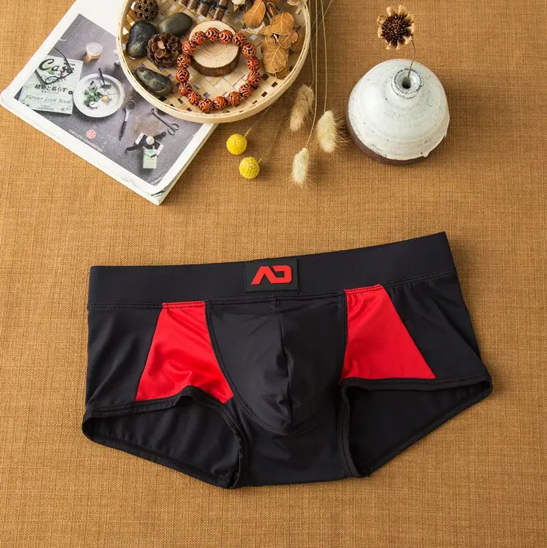 Plattvinklade underkläder i mjölksilke för män bekväma och hudvänliga andningsbara silkeslen snabbtorkande låga boxershorts