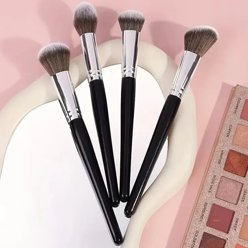 4pcs Makeup Brush Set Long Handle Makeup Brushes with Soft Fiber Portable Cosmetic Tools Includes Blush Brush Foundation Bru