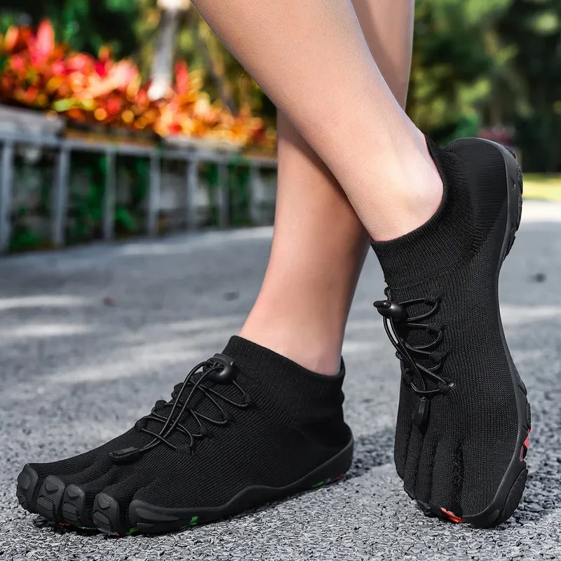 2026 New Men FiveFingers Casual Sneakers Unisex Split Toe Shoe Men Outdoor Off-road Shoes Couple Five Toe Running Shoes — image 5