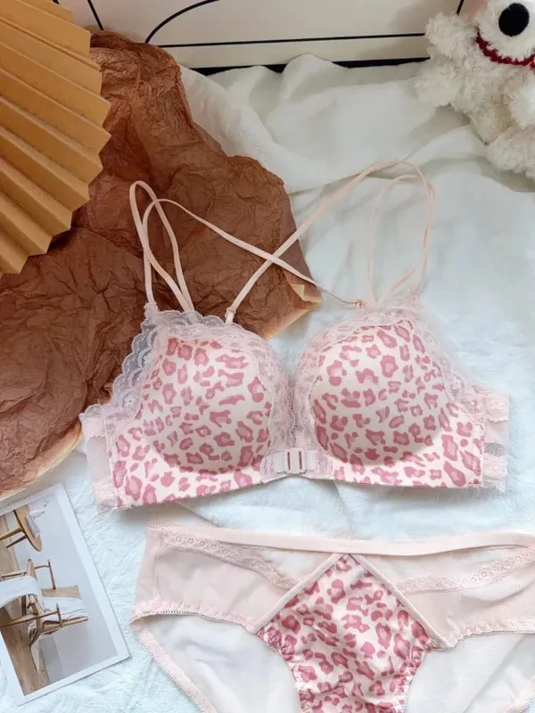Comfortable Leopard Print Front Fastening Bra Set for Women Backless Small Chest Enhancing Hot Sale Lingerie — image 9