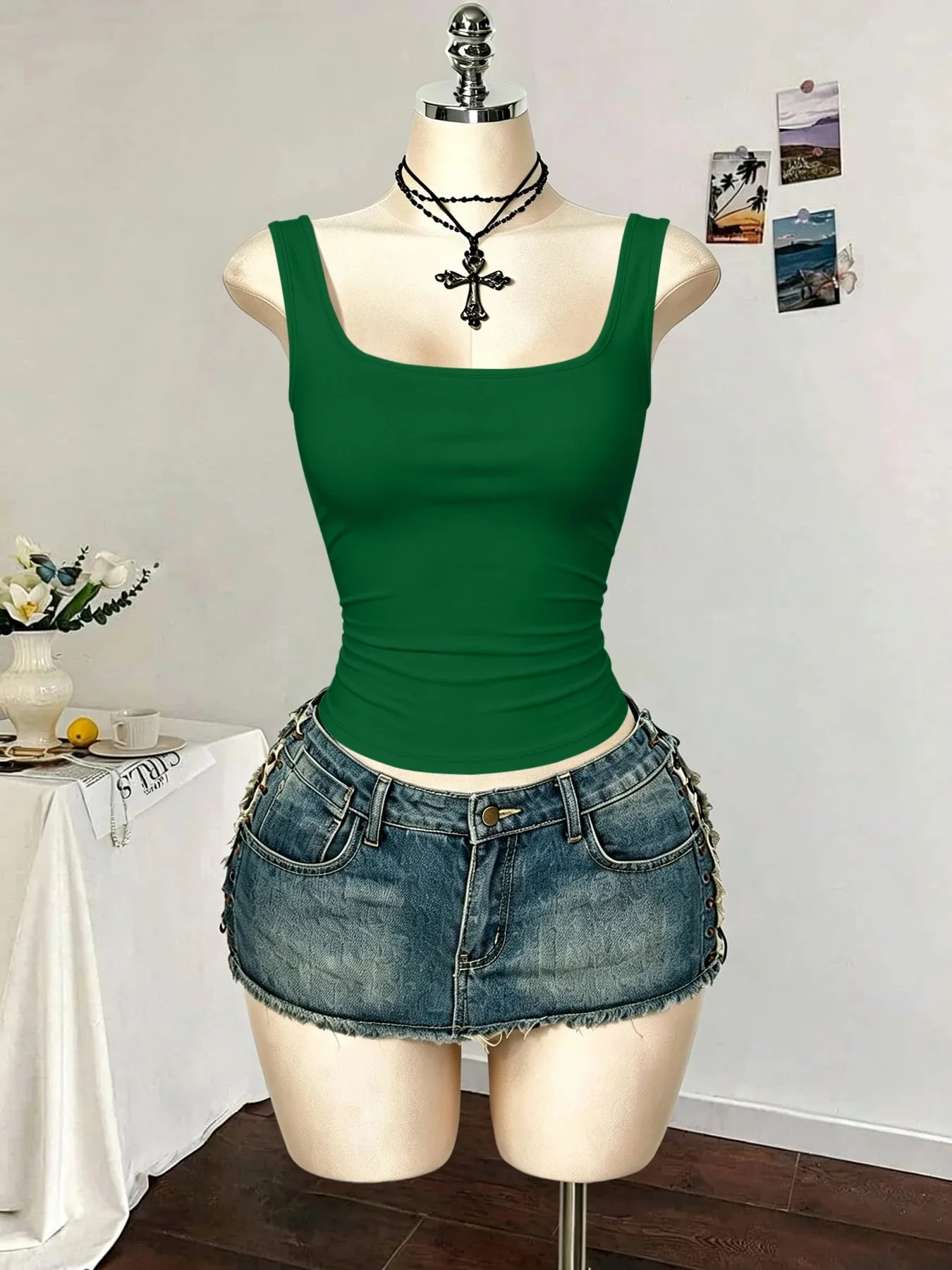 Women Square Neck Wide Strap Ribbed Tank Top Sleeveless Fitted Slim Casual Cami Top