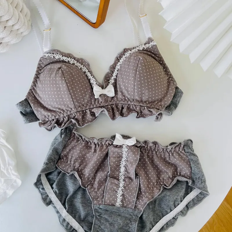 Conjunto de sujetador japonés suave para niña, lencería de mujer con diseño de pata de gatito, tela de seda de leche, copa triangular sin aros — image 8
