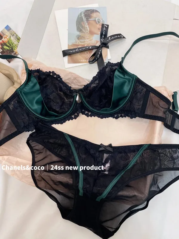 Festive Lingerie Set Christmas Gift Pure Desire Wireless Bra & Knickers Anti-Side Boob Support for Full & Petite Bust MOYISU — image 9