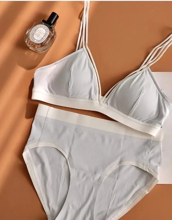 Deep V Triangle Bra for Women Small Bust Slight Gather Thin Strap Beauty Back French Style Seamless Light Soft Lingerie 32-38AB — image 2