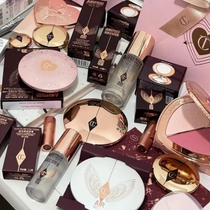 Charlotte Tilbury Airbrush Flawless Finish Makijaż Puder wykończeniowy Poduszka Talk Beauty Soulmates Paleta do twarzy CT Beauty Cosmetics