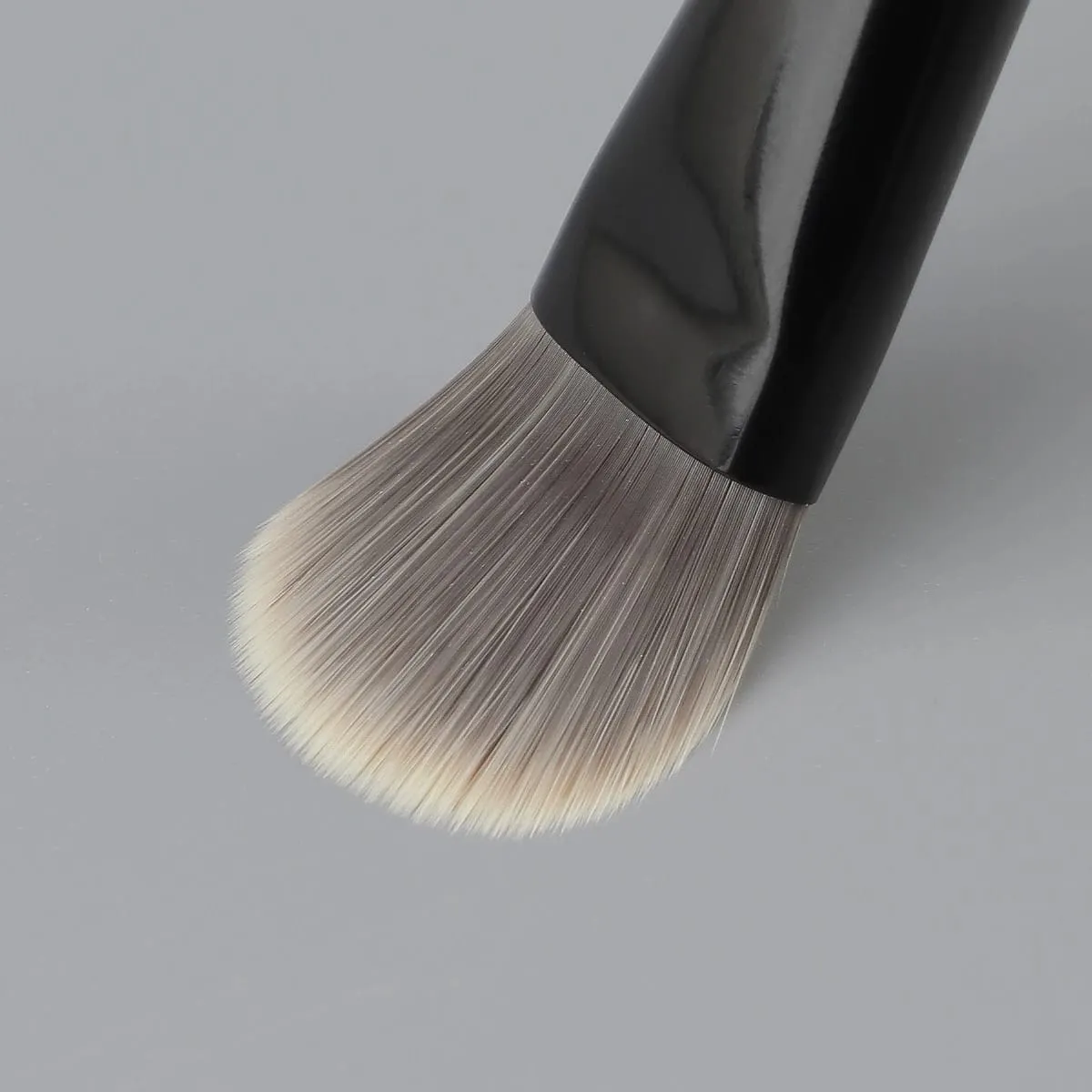 Professional Foundation Brush 47 Broom Head Liquid Foundation Shadow Concealer Brushes Women Face Base Makeup Beauty Tools — image 2