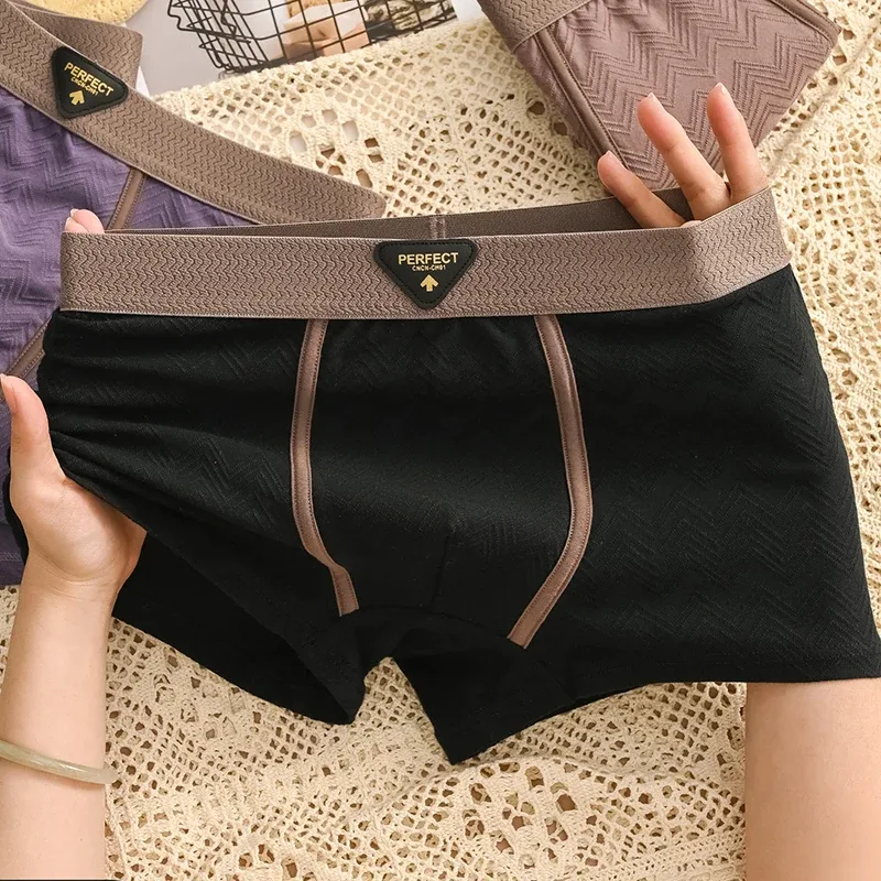 5842-Black