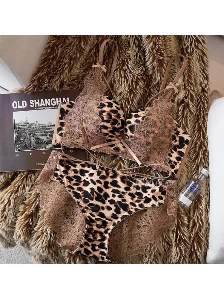 Dam sexigt leopardtryck spetsunderkläderset 32‑38AB trådlöst push-up sidostöd Anti-Sag Pure Desire Underkläder HOT