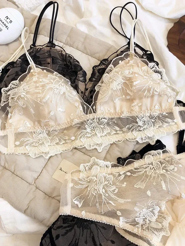Embroidered Lace Bralette Set Triangle Cup Wireless Bra for Large Breasts Ultra Thin & Breathable Lingerie — image 8
