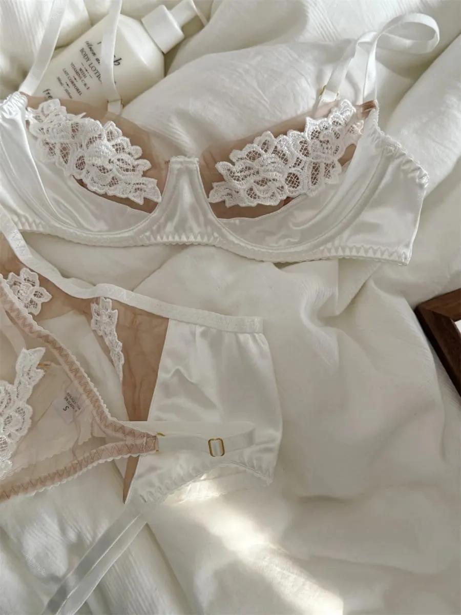 Pakaian dalam wanita bordir bunga pakaian dalam tiga potong bra tipis atasan bersirkulasi set bra ukuran besar wanita push up