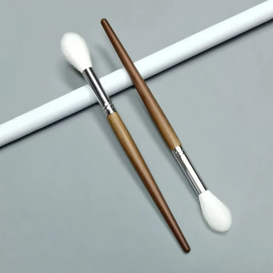 Tapered Highlighter Brush High Quality Natural Hair Face Setting Powder Blending Blusher Makeup Brushes — image 4