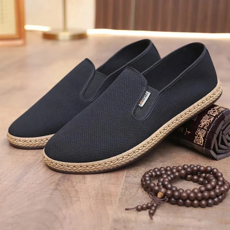 Summer Men's Mesh Shoes Hollow Breathable Lightweight Men's Cloth Shoes Soft soled Anti slip Men's Shoes — image 2