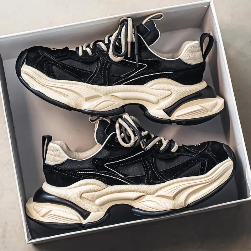 Lacing up Men's and Women's Couple Sport Shoes 2026 Thick Sole Luxury Design Casual Retro Dirty Casual Sneakers Breathable Upper