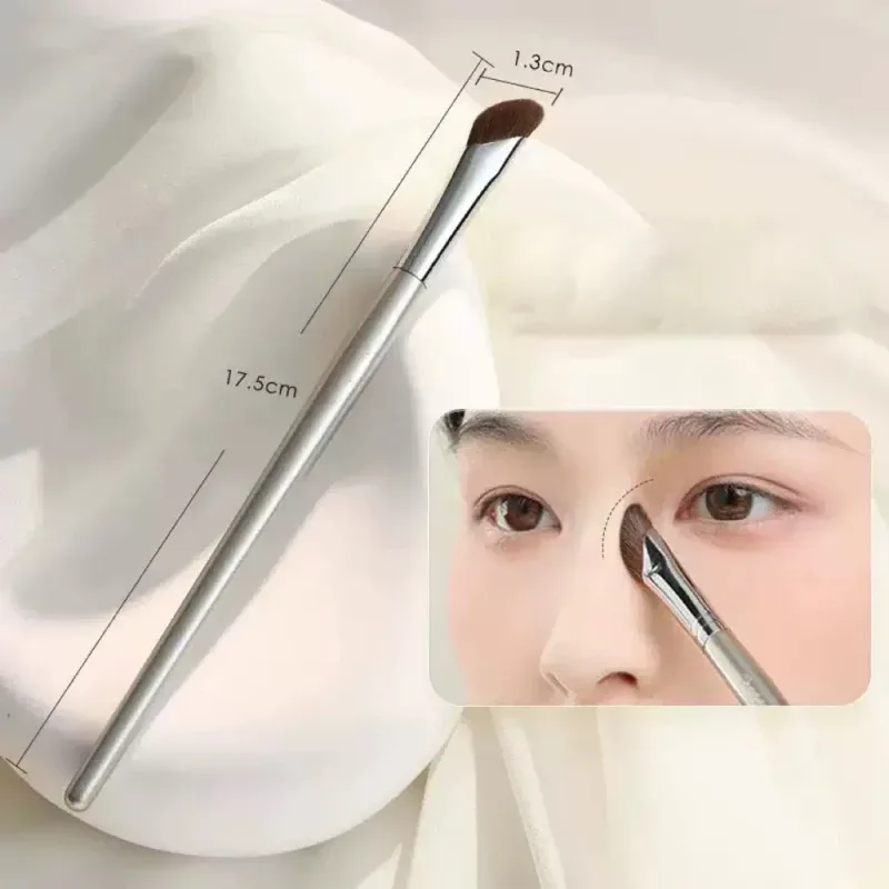 1pcs Nose Shadow Brush Angled Contour Makeup Brushes Face Bronzer Nose Silhouette Eyeshadow Cosmetic Blending Make Up Tool