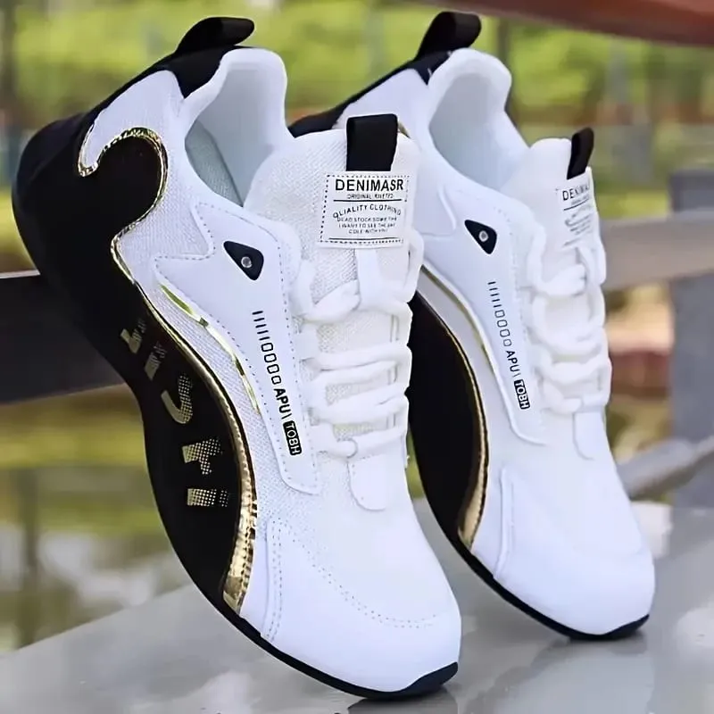 Breathable casual sports shoes outdoor hiking shoes daily training shoes fitness shoes road running shoes. Skateboarding. Su