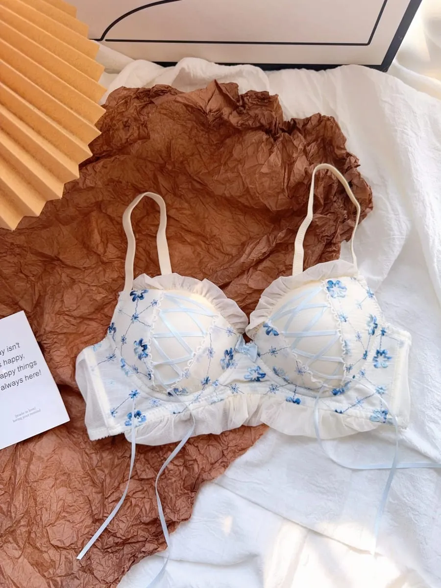 ชุดชั้นในลูกไม้เกาะอกสำหรับหน้าอกเล็ก Bralette และกางเกงชั้นในหวานและเซ็กซี่ — image 4