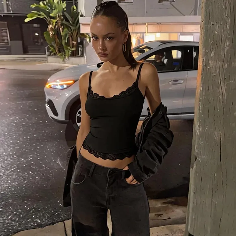 Dulzura Dámské sexy krajkové volánky bez zad Patchwork Crop Košilka Móda Ležérní Y2K Top Party Club Letní outfit Street Style — image 3