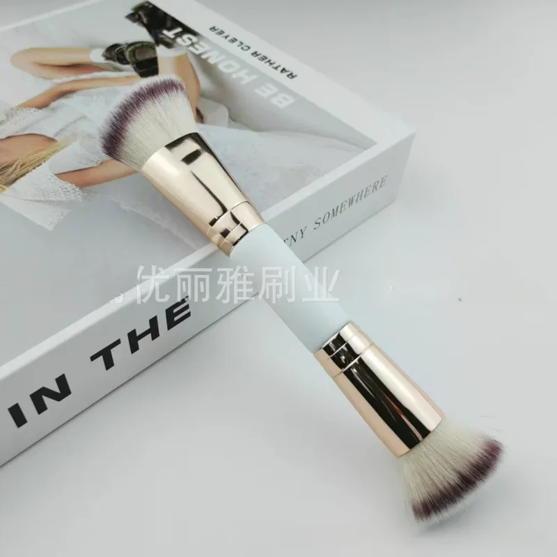 Double Head Makeup Brushes 2 In 1 Flat/Angled Foundation Concealer Contour Brush para sa Blending Loose Powder Liquid Cream