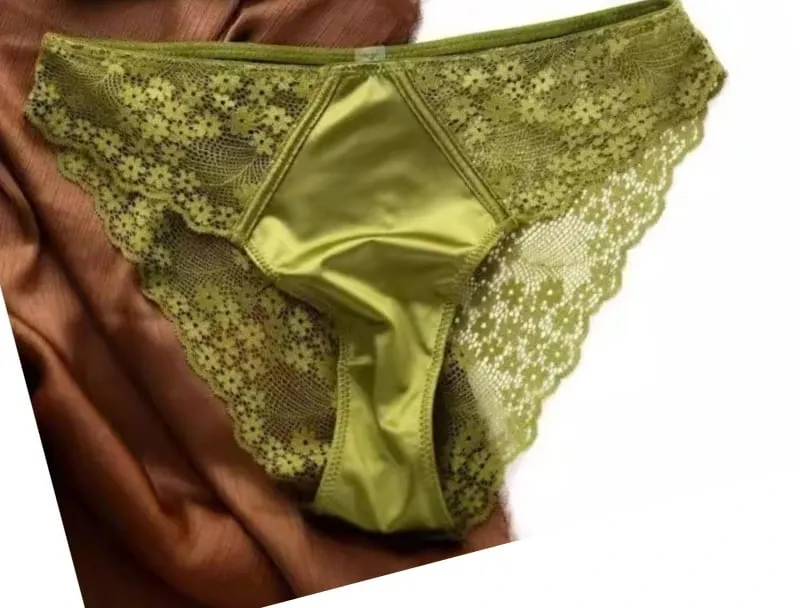 European -American sexy satin half cup comfortable upper support underwear set thin with steel ring green lace edge glossy bra — image 10