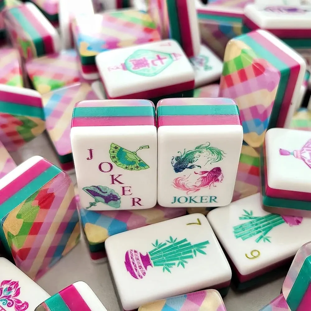 US Stock Pink Plaid Luxury Engraved Acrylic American Mahjong Tiles Set Carved Crystal Mah Jongg Sets Table Game for Mahjong Fans — image 4