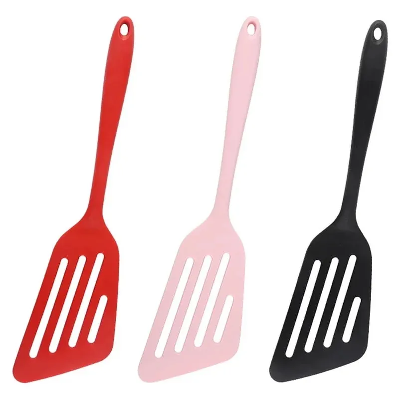 1PCS Kitchen Non-Stick Silicone Spatula Fried Fish and Egg Cooking Leak-Resistant Spatula High Temperature Silicone Kitchenware