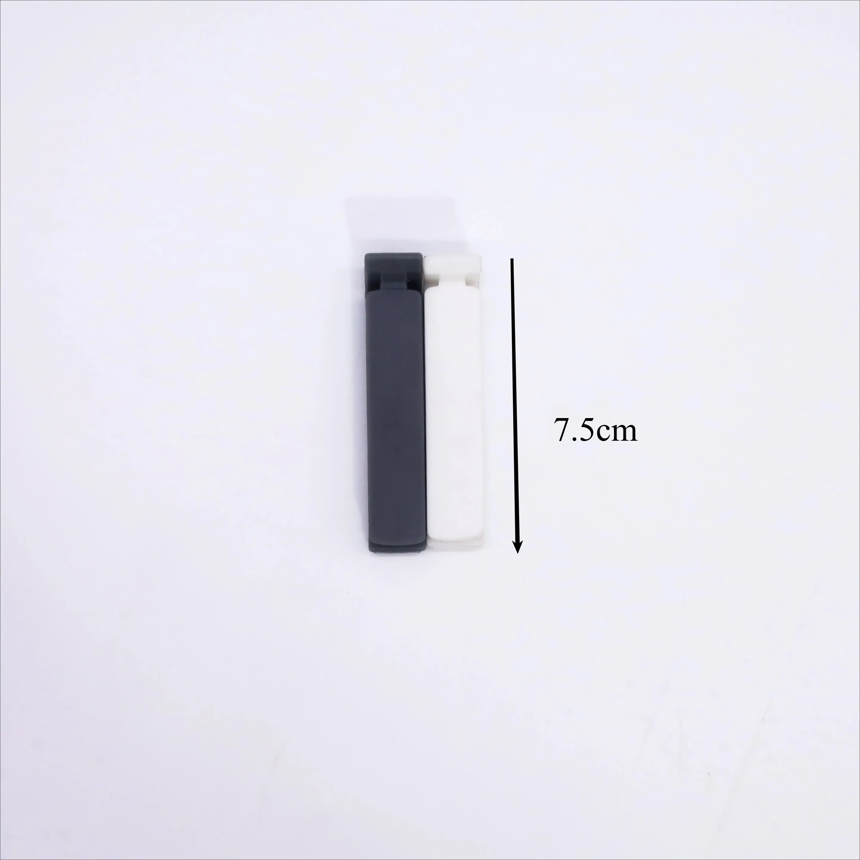 1Pc/4 /8/10Pcs Plastic Sealing Clips for Kitchen Food Freshness Preservation Sealing Clips Large-sized Clips for Snacks