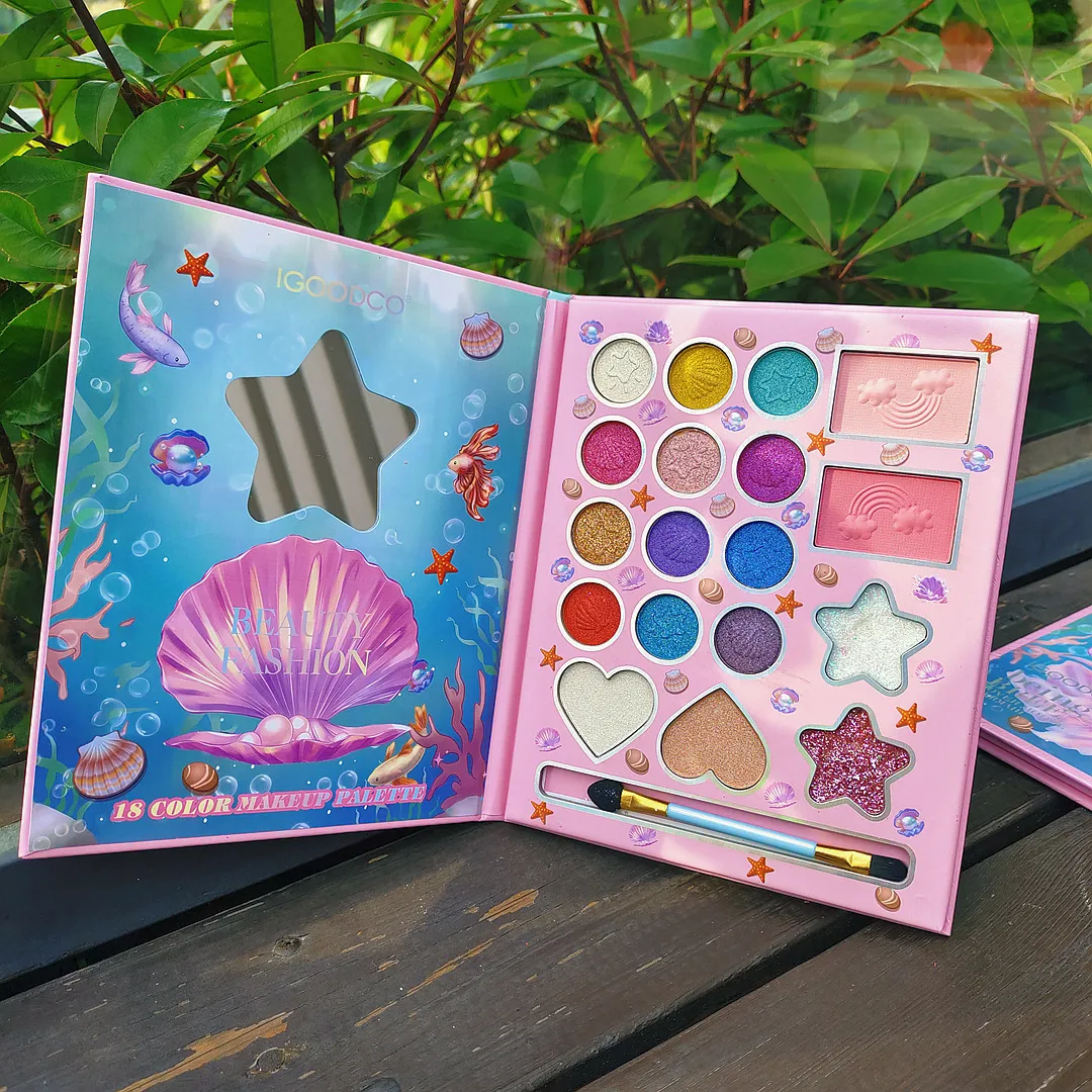 Women's Makeup Eye Shadow Palette 18 Color Cartoon Fashionable Pearlescent Matte Highlights Eyeshadow Palette Eye Makeup Gifts