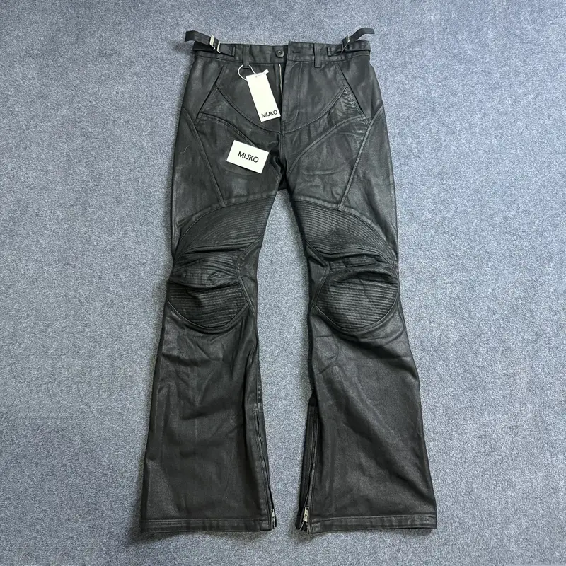 Techwear Style Waxing Coating Pleated Patchwork Punk Flared Jeans Man Waist Buckle Design Vintage Motorcycle Casual Pants