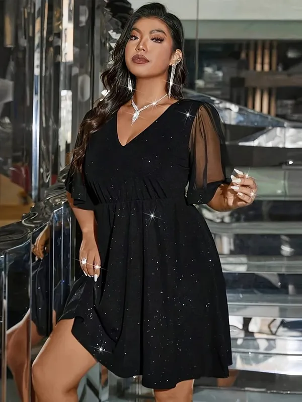 Nieuwe Plus-Size V-hals Elegant Getailleerd Effen Kleur Mesh Paneel Doorzichtige Damesjurken voor avondevenementen en dates