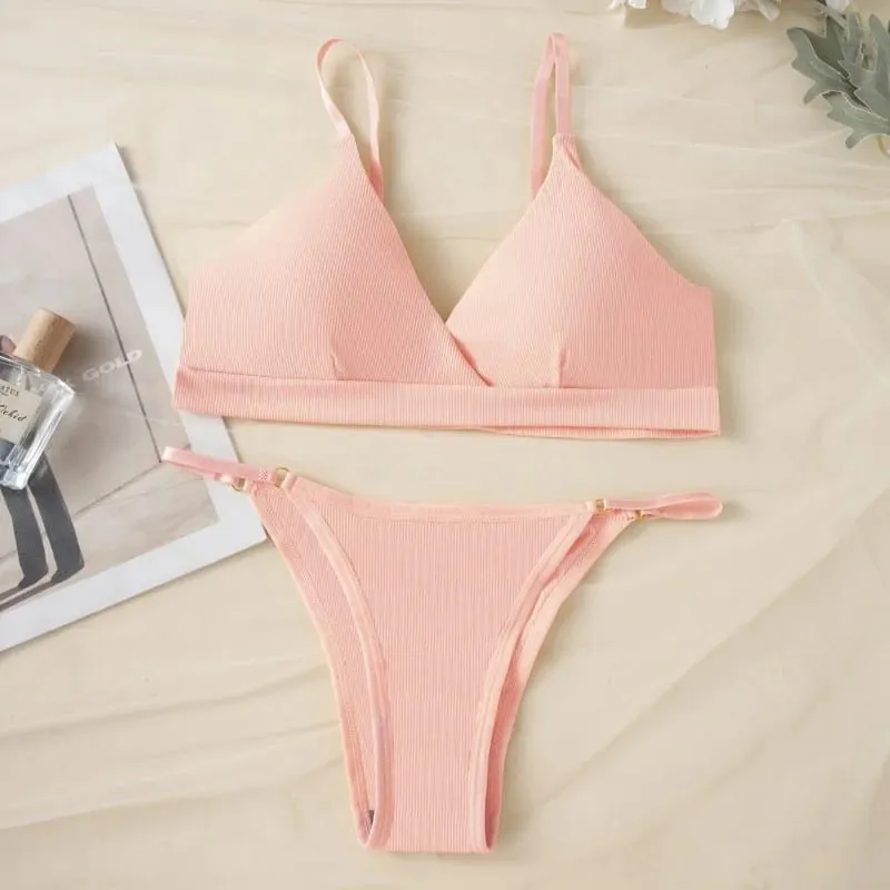 Women Ribbed Triangle Bra And Panties Set Wireless V Neck Thin Strap Bra Low Waist Briefs Ladies Removable Pads Lingerie Set — image 9