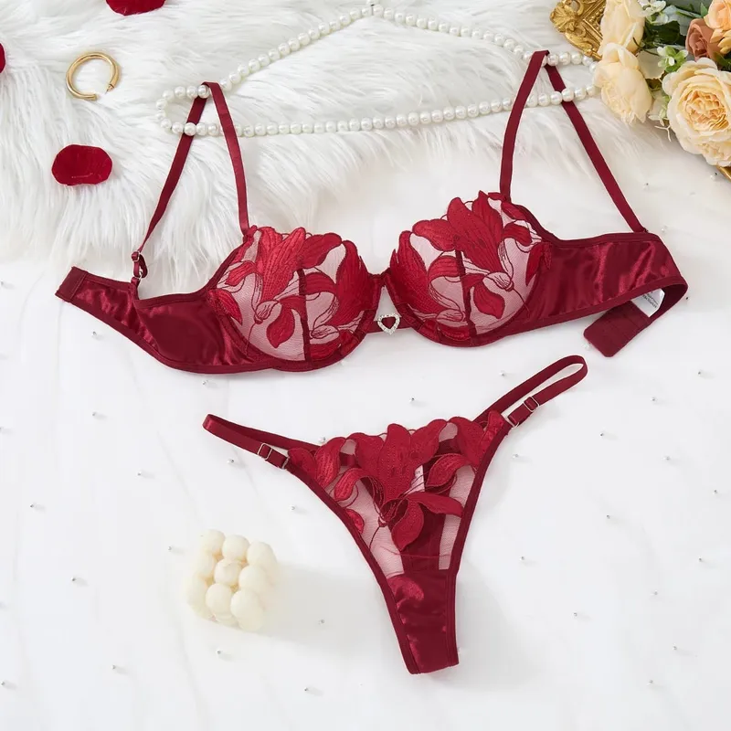 Embroidered Print Pajama Set - A Set Featuring a Floral Design Suitable for Women a Sexy Bra ZA824031 — image 10