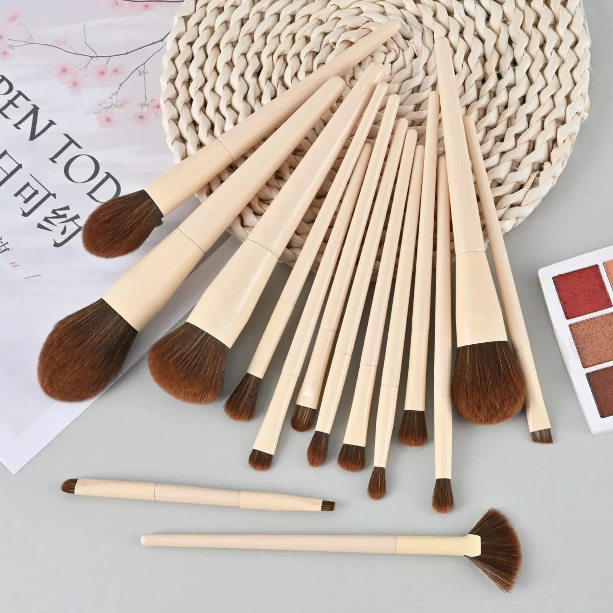 15pcs Makeup Brushes Custom Logo White Color Brown Hair Makeup Brush Set Private Label Pro Beauty Tools Wholesale 5set/lot — image 4