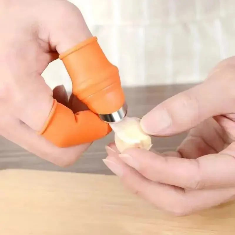 Thumb Knife Set with Finger Cots for Peeling Garlic Hulling Strawberries Picking Peppercorns & Vegetables (6 Pcs) — image 1