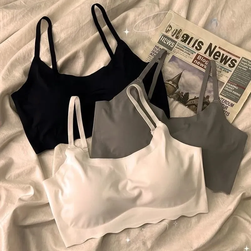 Seamless Scalloped Edge Bra and Panty Set for Women Gray Black White Skin-Friendly Wireless Comfortable Lingerie Set — image 3