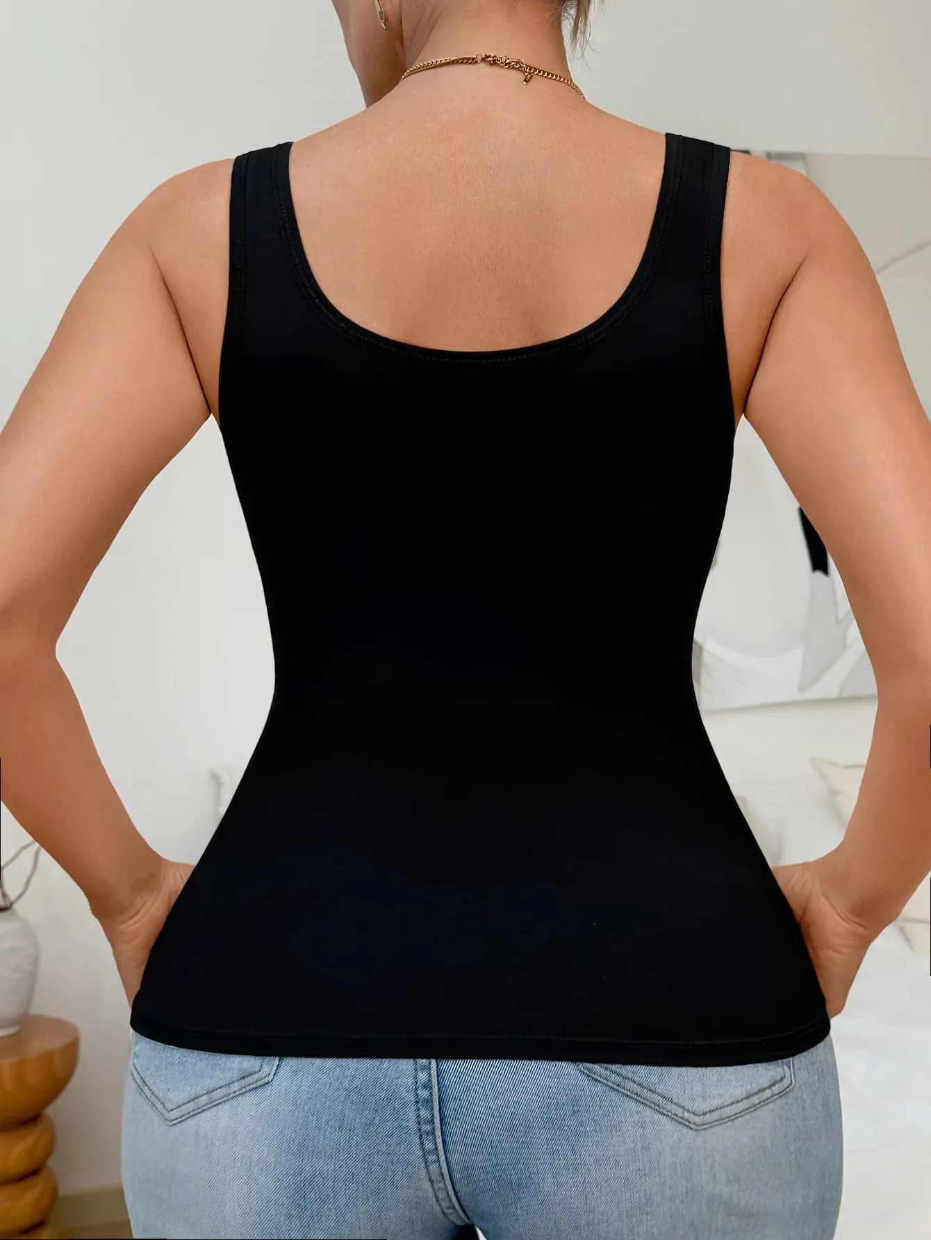 Women's Solid Basic Tank Top Wireless Camisole with Built-in Bra Daily Casual Sports Sleeveless Vest Top