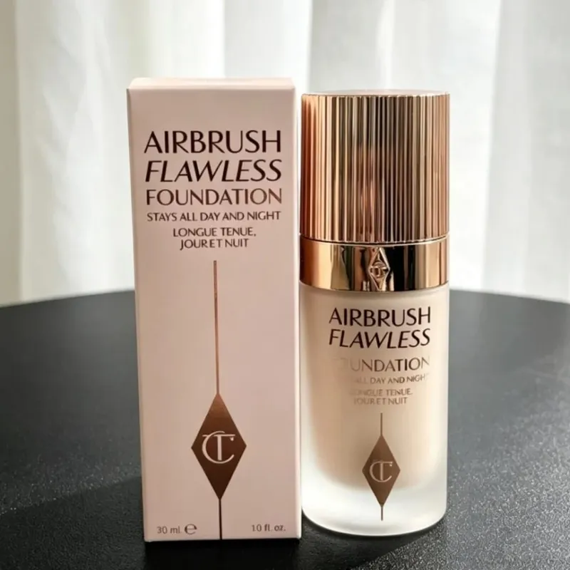 Charlotte Tilbury Airbrush Flawless Finish Makijaż Puder wykończeniowy Poduszka Talk Beauty Soulmates Paleta do twarzy CT Beauty Cosmetics