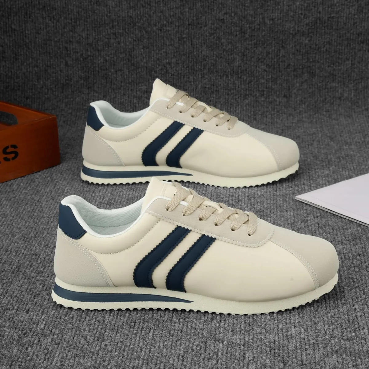 Men's casual business sneakers outdoor all-season versatile sneakers for men — image 3